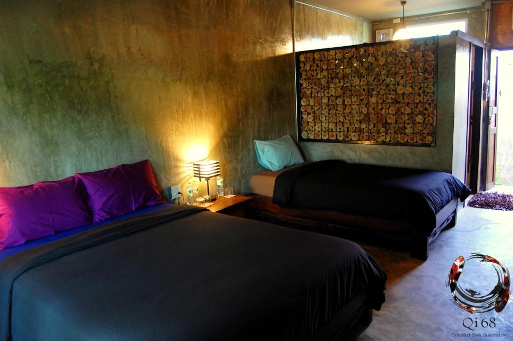 Qi 68 Hotell Chiang Mai Rum bild