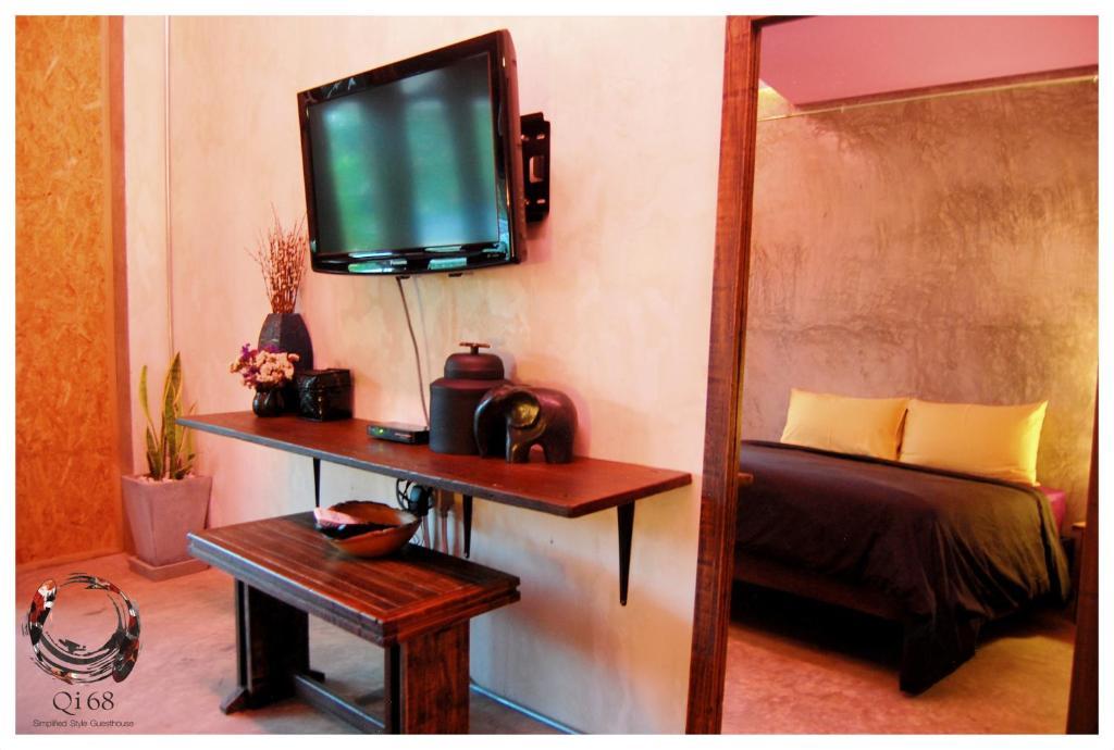 Qi 68 Hotell Chiang Mai Rum bild