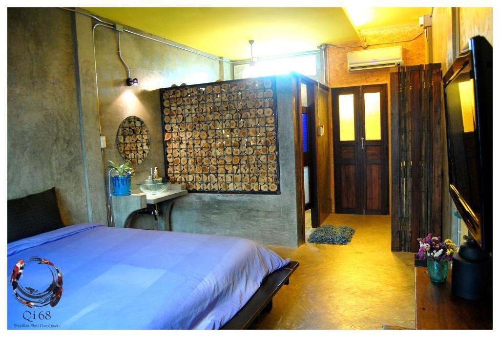 Qi 68 Hotell Chiang Mai Rum bild