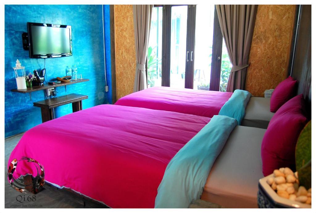 Qi 68 Hotell Chiang Mai Rum bild